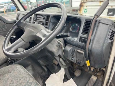 MAZDA TITAN
