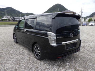 HONDA STEPWGN SPADA