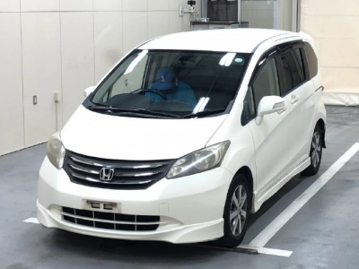 HONDA FREED
