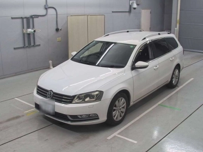 VOLKSWAGEN PASSAT VARIANT