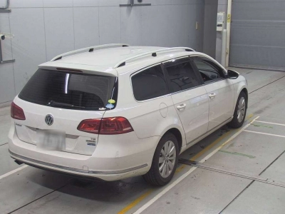 VOLKSWAGEN PASSAT VARIANT