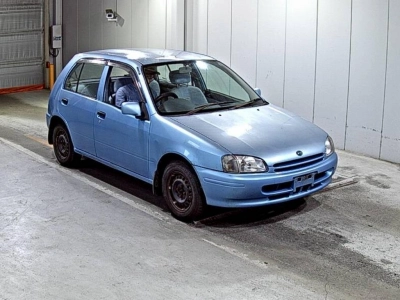 TOYOTA STARLET