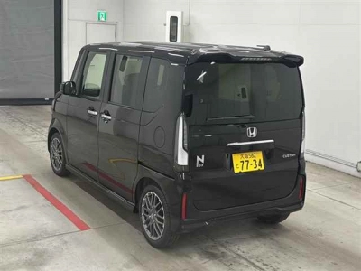 HONDA N BOX CUSTOM