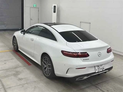 MERCEDES BENZ E CLASS