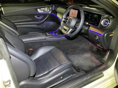 MERCEDES BENZ E CLASS