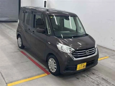 NISSAN DAYZ ROOX