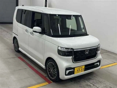 HONDA N BOX CUSTOM
