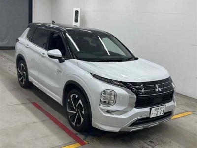 MITSUBISHI OUTLANDER PHEV