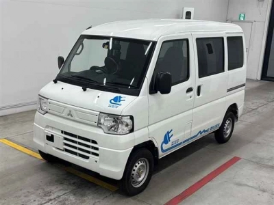 MITSUBISHI MINICAB MIEV
