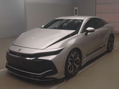 TOYOTA CROWN CROSSOVER