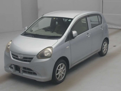 TOYOTA PIXIS EPOCH