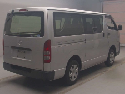 TOYOTA REGIUS VAN