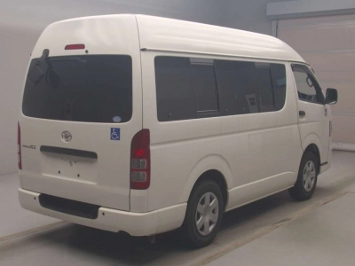 TOYOTA REGIUS VAN