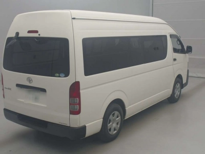 TOYOTA REGIUS VAN