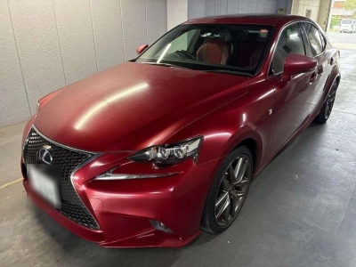 LEXUS IS