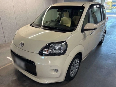 TOYOTA PORTE