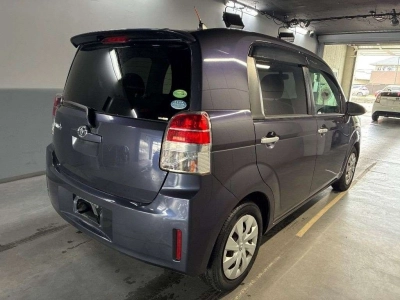 TOYOTA SPADE