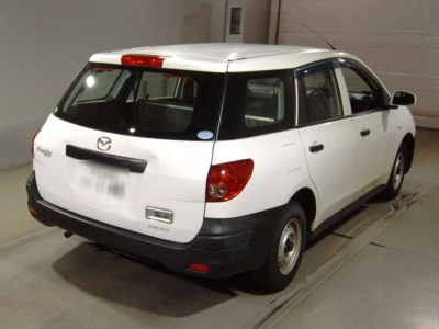 MAZDA FAMILIA VAN