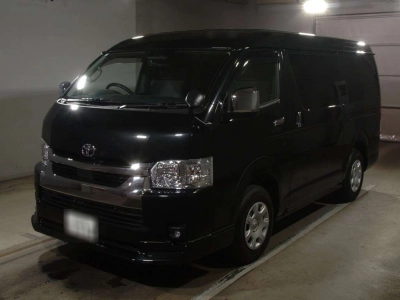 TOYOTA HIACE WAGON