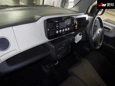 SUZUKI MRWAGON