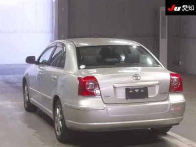 TOYOTA AVENSIS