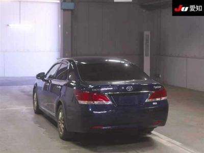 TOYOTA CROWN HYBRID