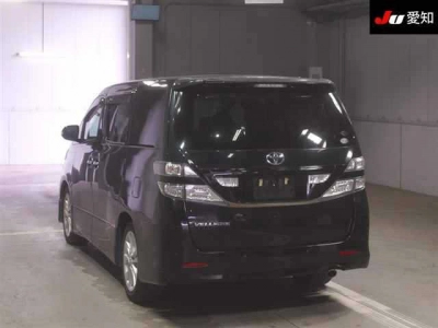 TOYOTA VELLFIRE