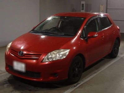 TOYOTA AURIS