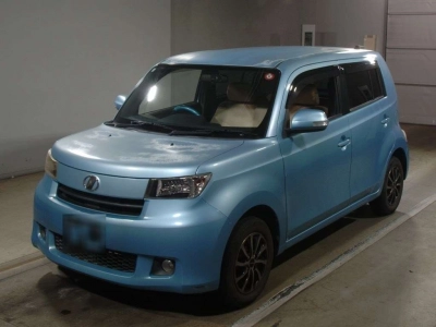 TOYOTA BB