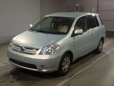 TOYOTA RAUM