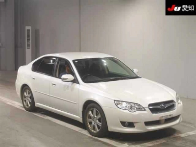 SUBARU LEGACY B4