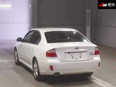 SUBARU LEGACY B4