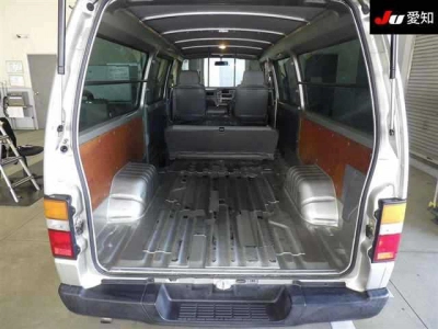 NISSAN CARAVAN