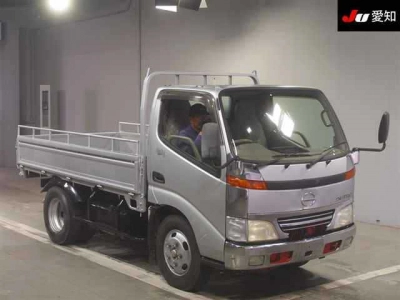 HINO DUTRO TRUCK