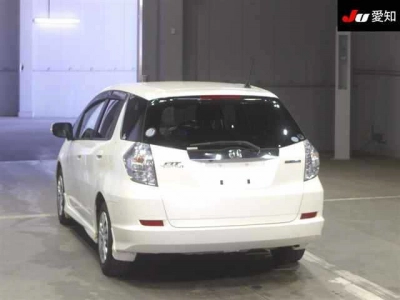 HONDA FIT SHUTTLE