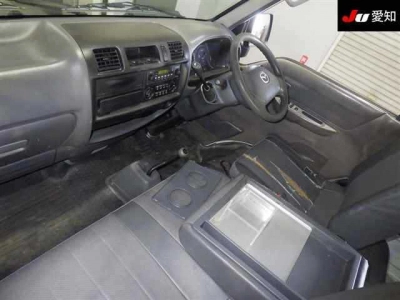 MAZDA BONGO VAN