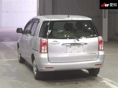 TOYOTA RAUM