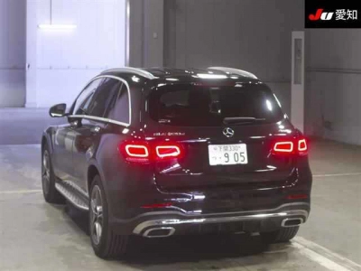 MERCEDES BENZ GLC