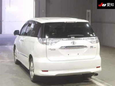 TOYOTA ESTIMA HYBRID