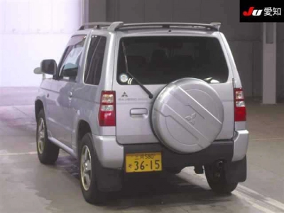 MITSUBISHI PAJERO MINI