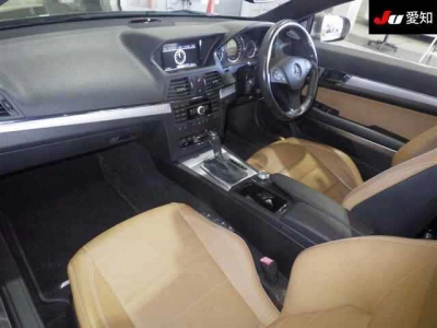 MERCEDES BENZ E CLASS