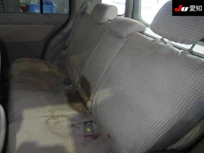 TOYOTA RAUM
