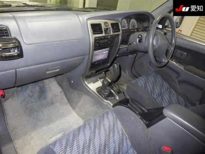 TOYOTA HILUX SURF