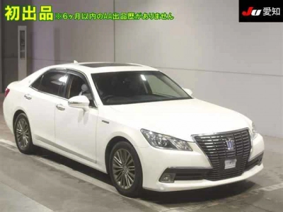 TOYOTA CROWN HYBRID
