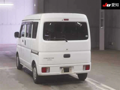 MITSUBISHI MINICAB
