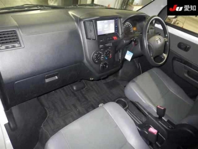 TOYOTA TOWN ACE VAN