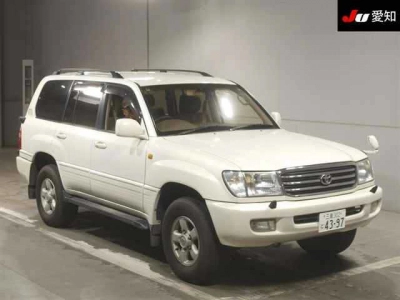 TOYOTA LAND CRUISER
