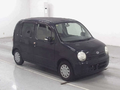 DAIHATSU MOVE LATTE