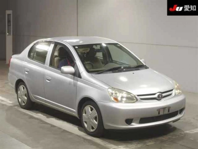 TOYOTA PLATZ