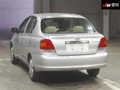 TOYOTA PLATZ